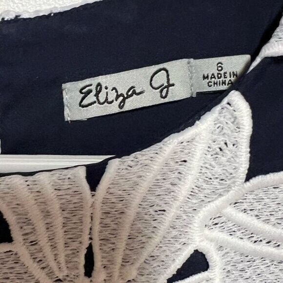 NWT Eliza J Women s Floral lace crochet overlay sleeveless dress Ivory Navy 6 - Picture 6 of 6